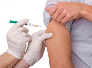 applying-flu-shot-770x576-650x486